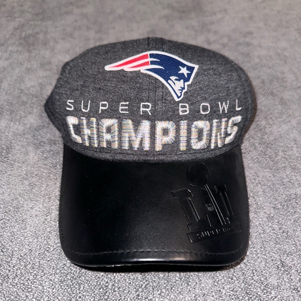 New Era Patriots Black & Gray Super Bowl LI Champions Cap NFL Trophy Collection